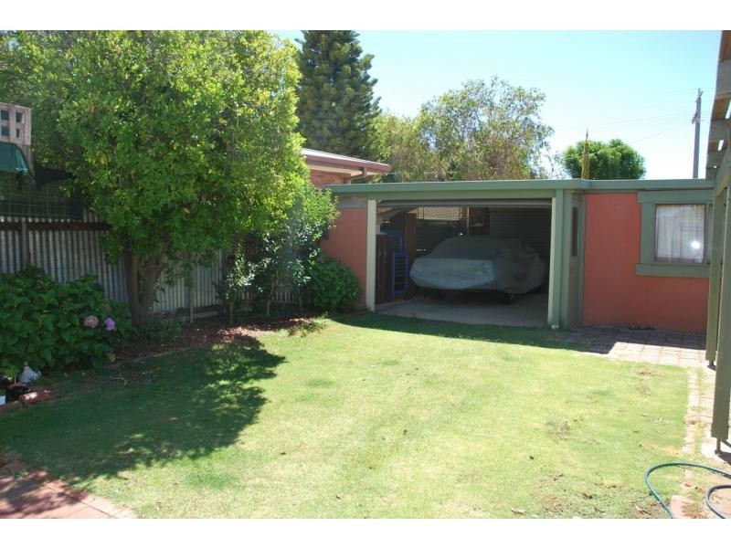 14 Manse Road, Cobram VIC 3644