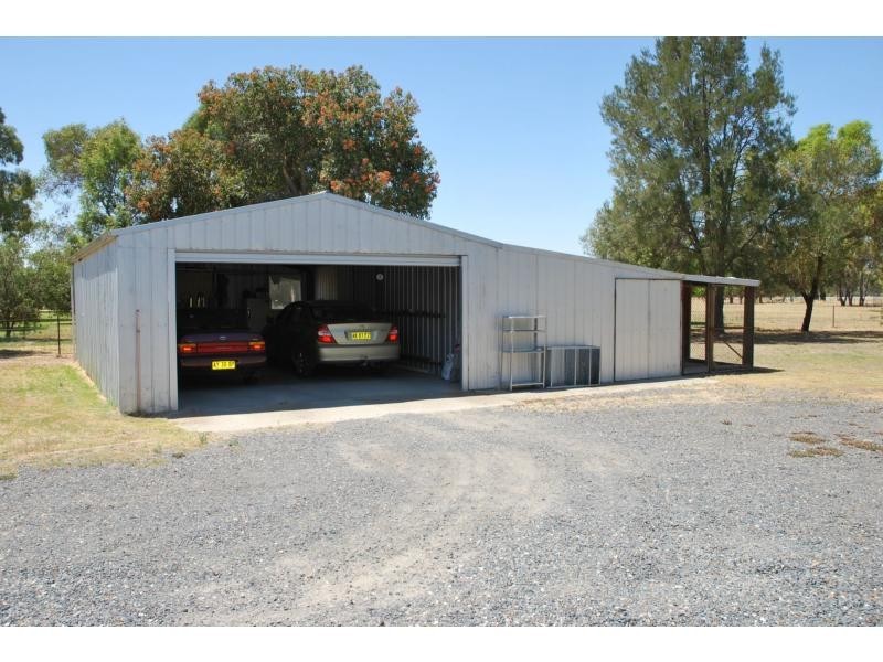 50 Honniball Drive, Tocumwal NSW 2714