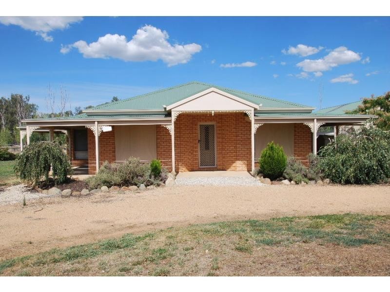 115 Cobrawonga Road, Cobram East VIC 3644