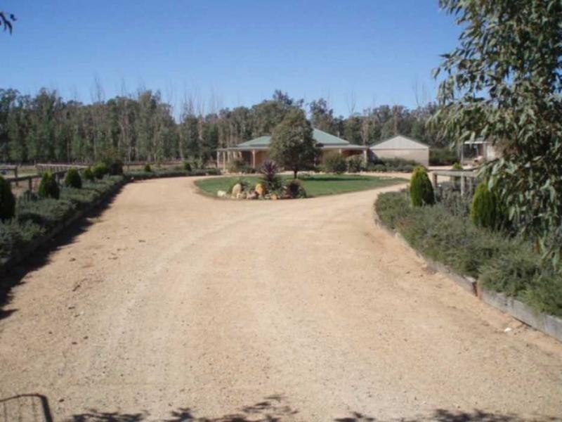 115 Cobrawonga Road, Cobram East VIC 3644