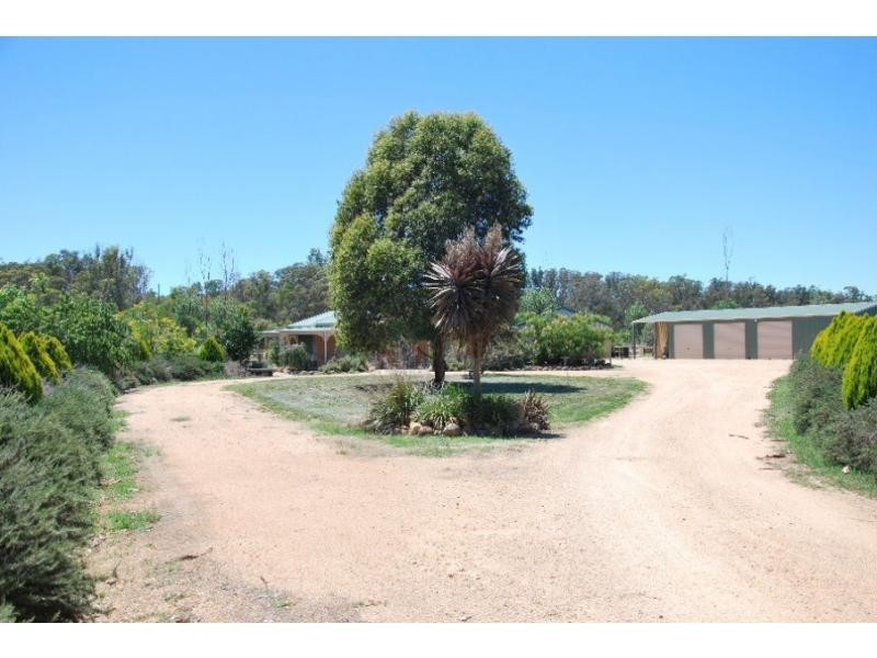 115 Cobrawonga Road, Cobram East VIC 3644