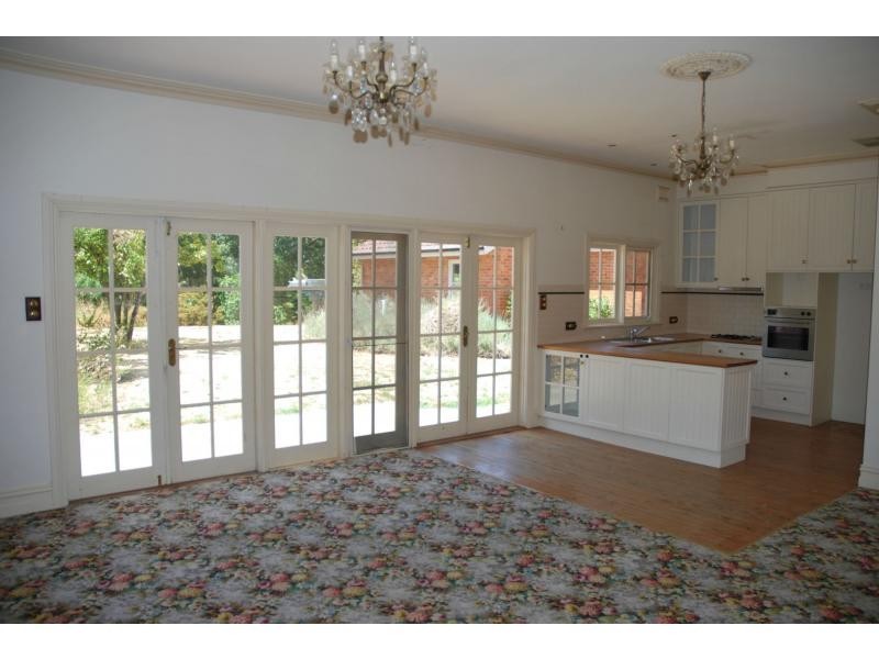 38 Wirbil Street, Cobram VIC 3644