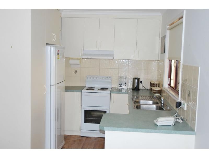 29 Oasis Drive, Oasis Village, Cobram VIC 3644