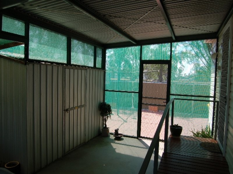 8 Oasis Drive, Oasis Village, Cobram VIC 3644