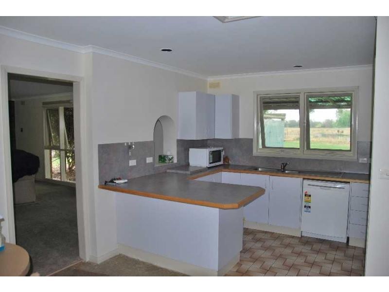 7131 – 7149 Goulburn Valley Highway, Koonoomoo VIC 3644