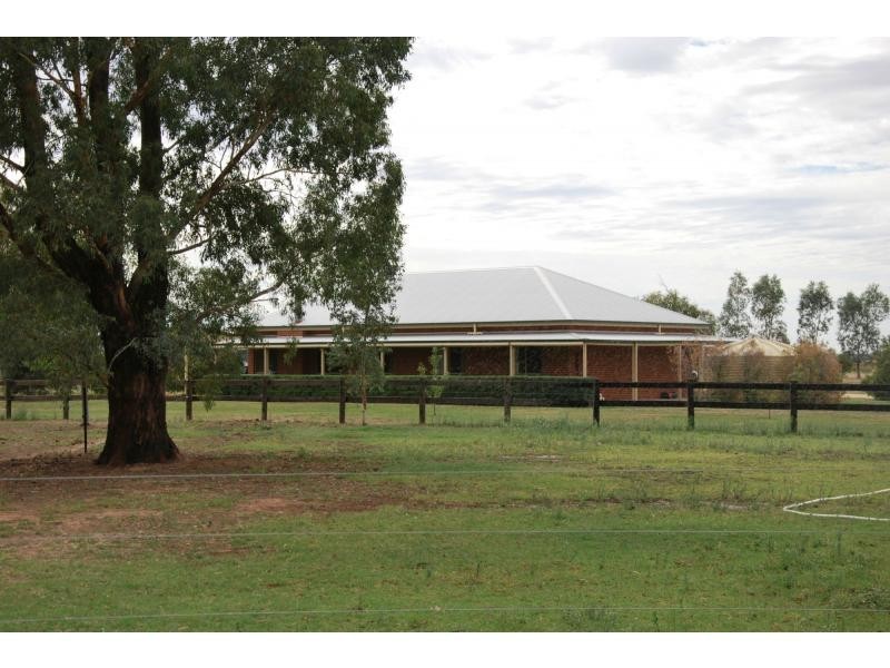 103 Barnes Road, Cobram East VIC 3644