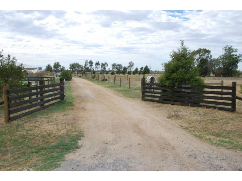 103 Barnes Road, Cobram East VIC 3644