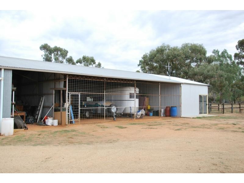 103 Barnes Road, Cobram East VIC 3644