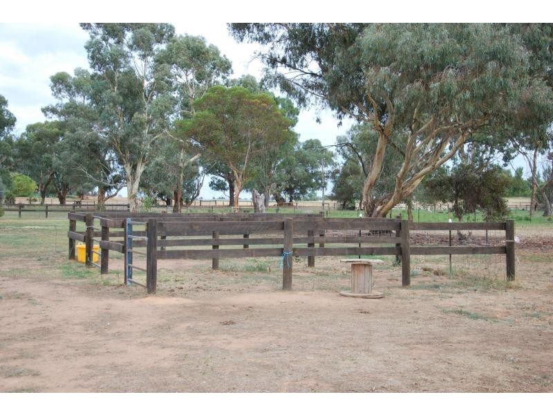 103 Barnes Road, Cobram East VIC 3644