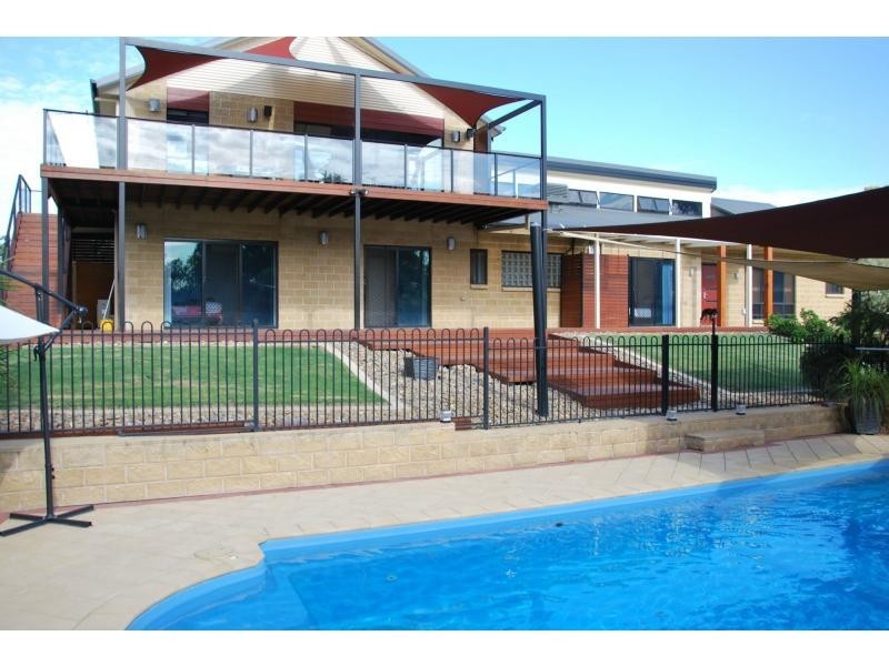 106 Quicks Road, Barooga NSW 3644