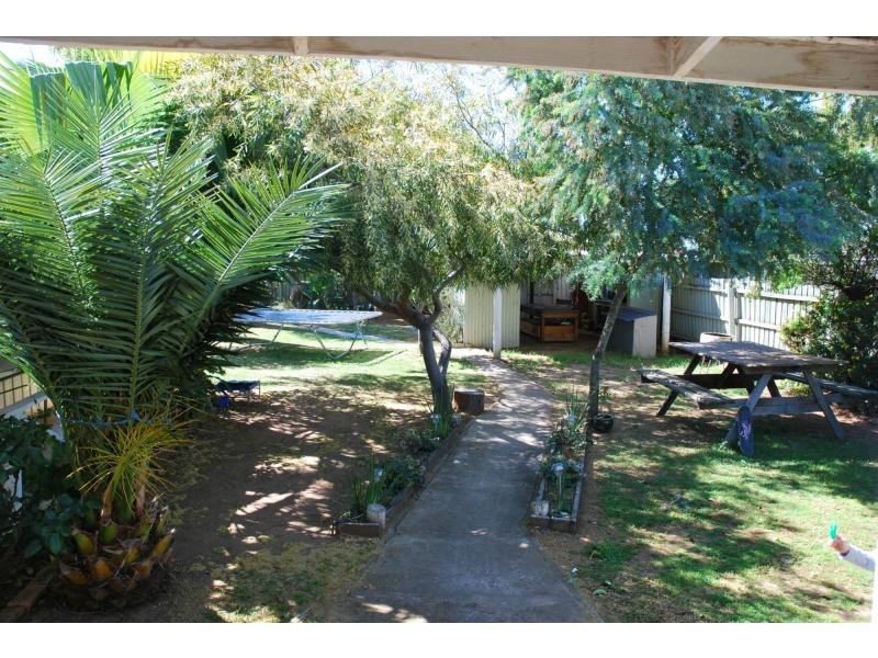 22 Charles Street, Cobram VIC 3644