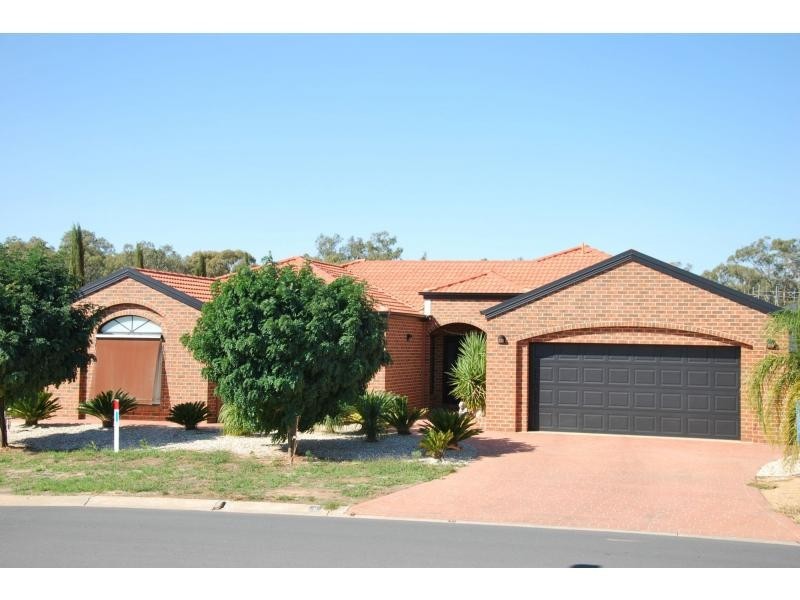 9 Gattuso Drive, Cobram VIC 3644