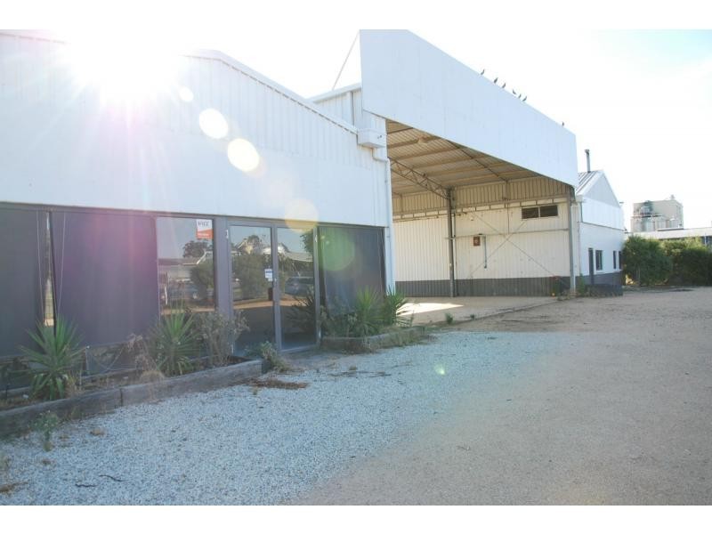 3 Dillon Street, Cobram VIC 3644