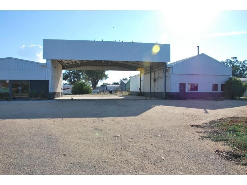 3 Dillon Street, Cobram VIC 3644