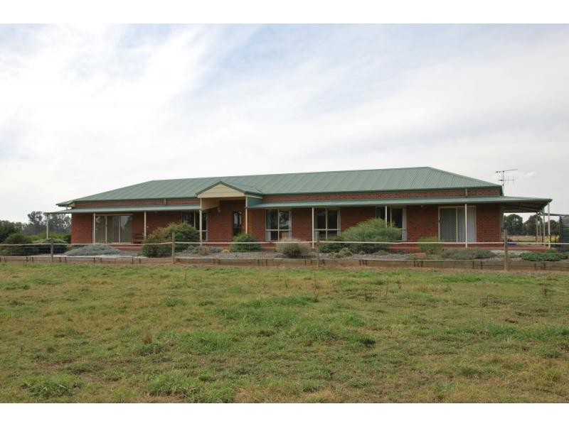 6822 Goulburn Valley Highway, Yarroweyah VIC 3644
