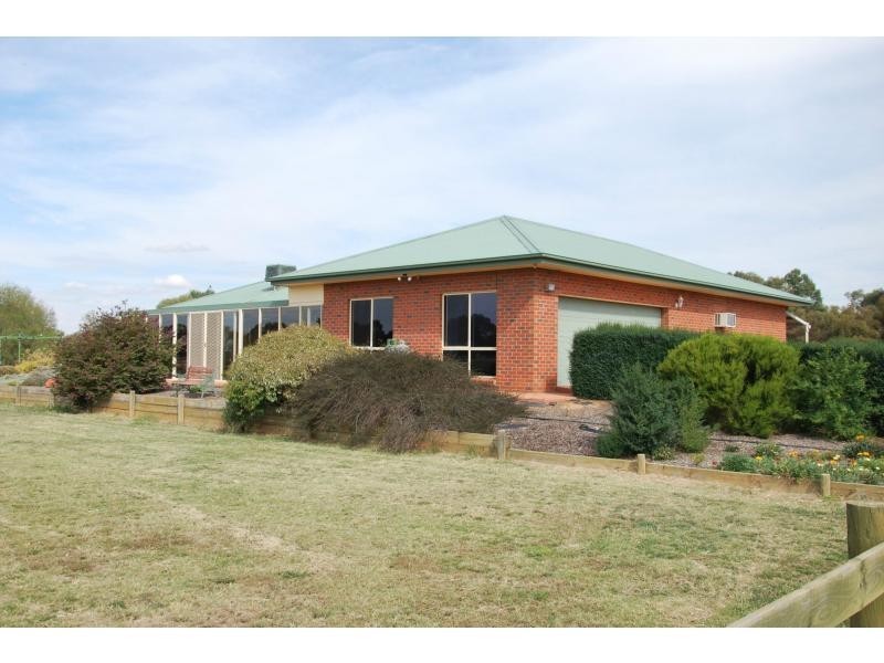 6822 Goulburn Valley Highway, Yarroweyah VIC 3644