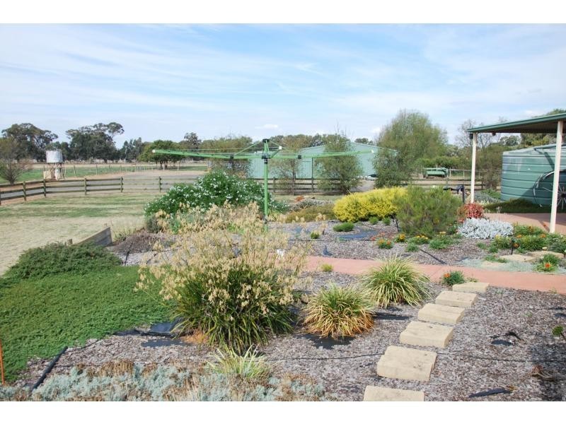 6822 Goulburn Valley Highway, Yarroweyah VIC 3644