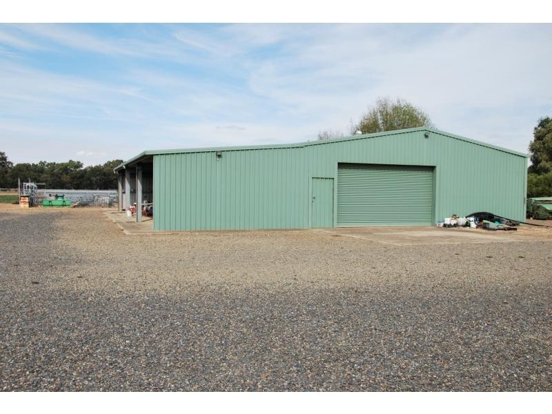 6822 Goulburn Valley Highway, Yarroweyah VIC 3644