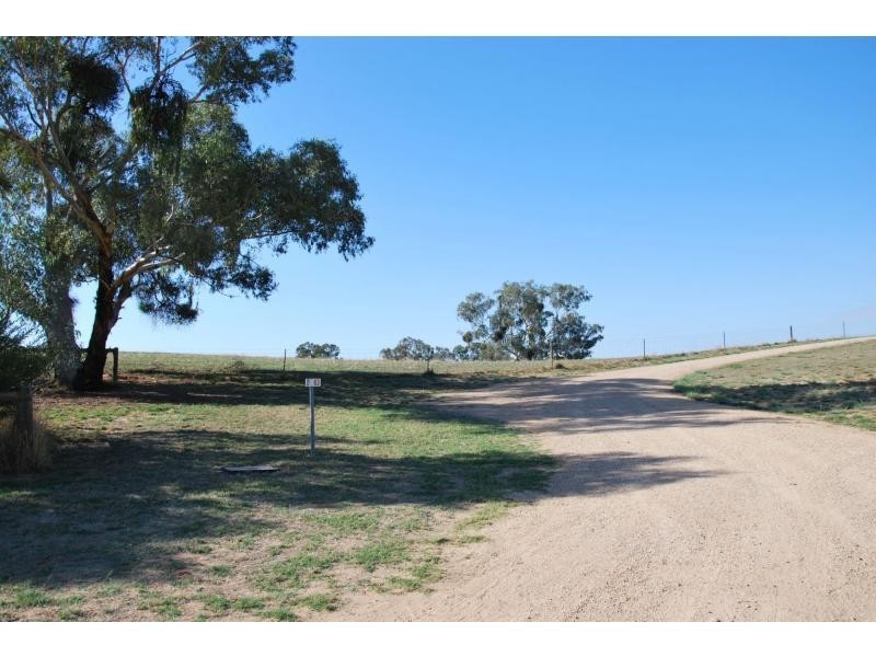 82 Ngawe Road, Barooga NSW 3644