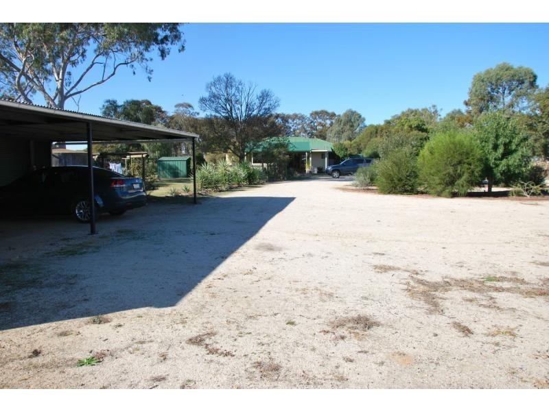 480 Singapore Road, Yarroweyah VIC 3644