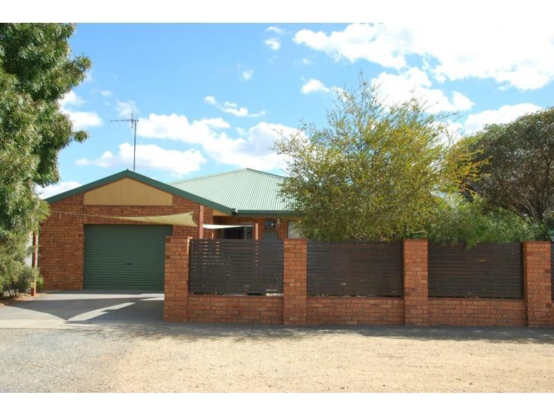 6 Murray Street, Cobram VIC 3644