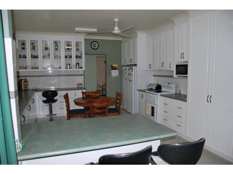 4 Hotchin Street, Katamatite VIC 3649