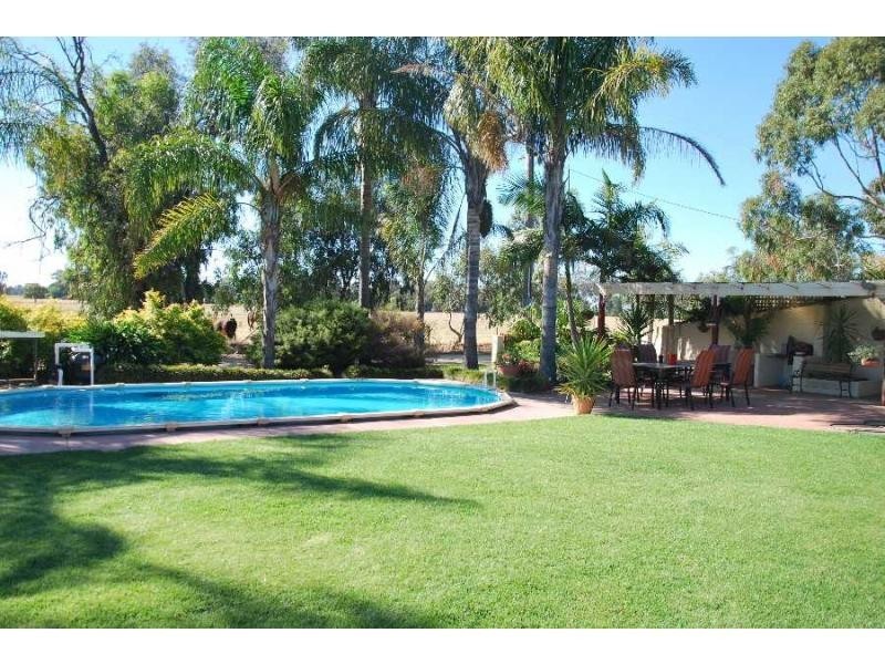 2960 Murray Valley Highway, Cobram East VIC 3644