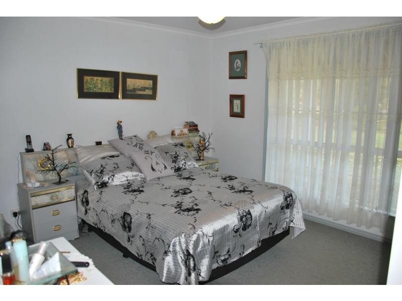 35 Meyers Street, Bearii VIC 3641