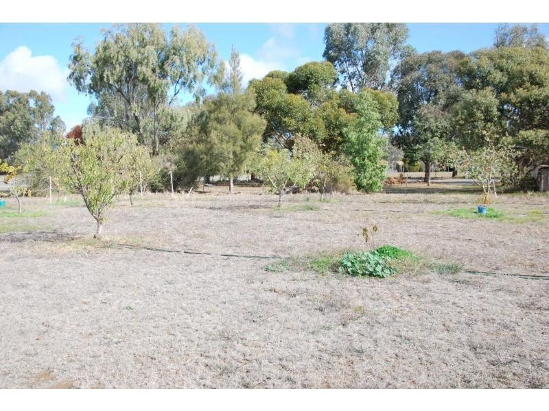 35 Meyers Street, Bearii VIC 3641