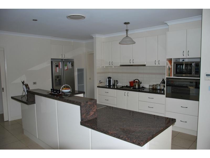 21 Bisogni Drive, Cobram VIC 3644