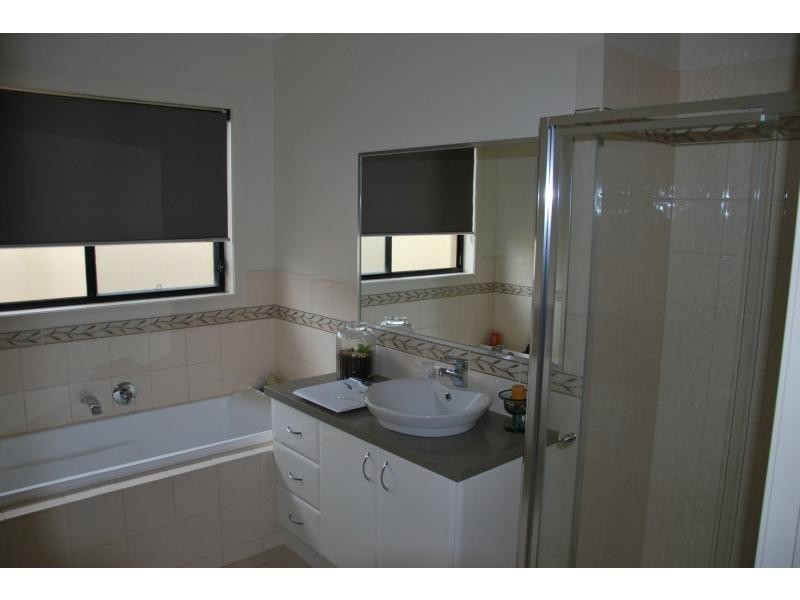 21 Bisogni Drive, Cobram VIC 3644