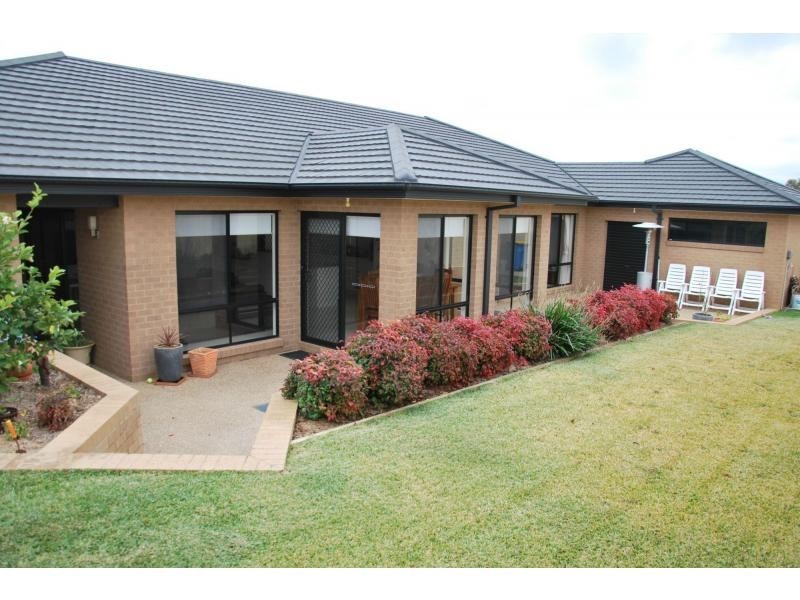 21 Bisogni Drive, Cobram VIC 3644