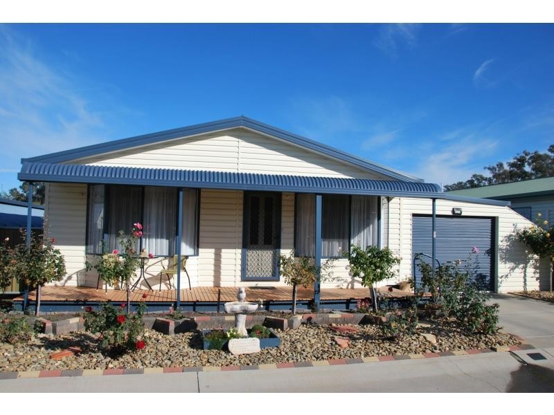 57 Oasis Drive, Oasis Village, Cobram VIC 3644