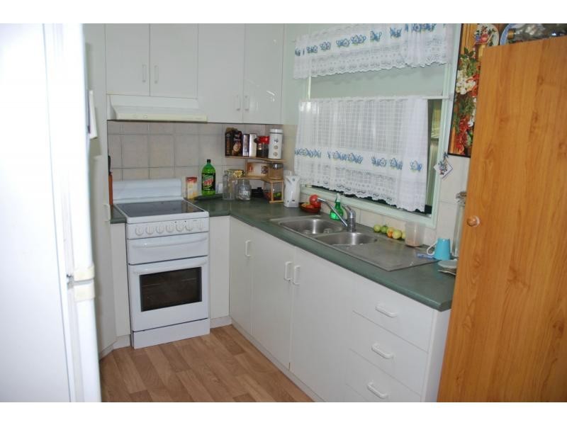 1 Lakeside Drive, Oasis Village, Cobram VIC 3644