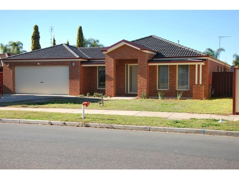 26 Campbell Road, Cobram VIC 3644