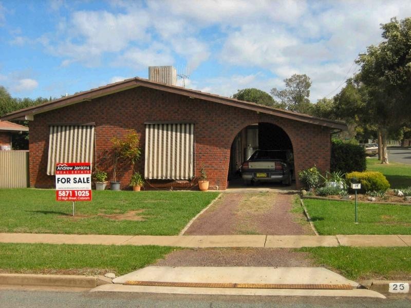 25 Cobram Street, Berrigan NSW 2712