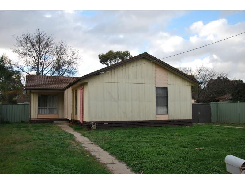 1 Cedar Court, Cobram VIC 3644