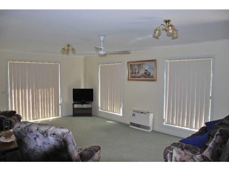 84 Vermont Street, Barooga NSW 3644