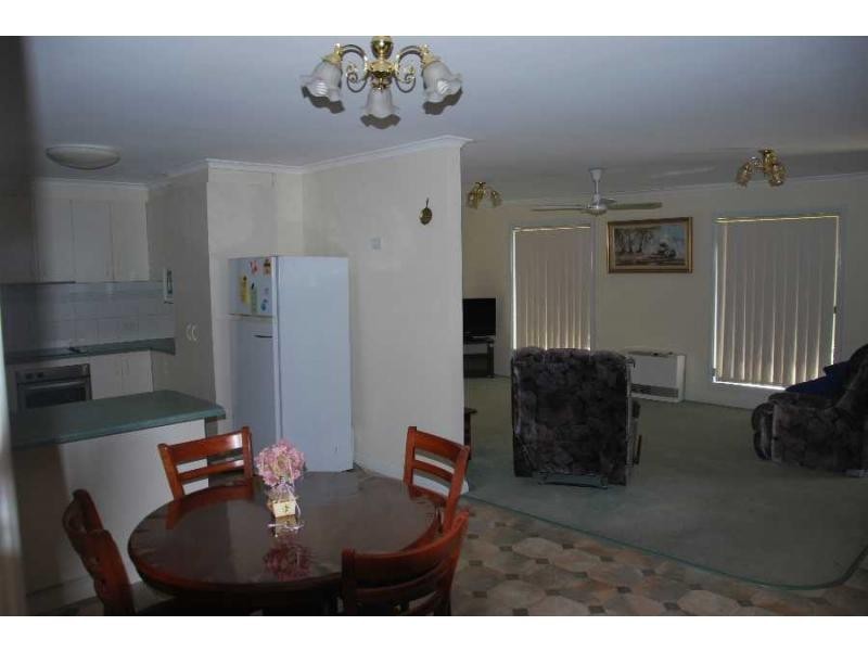 84 Vermont Street, Barooga NSW 3644