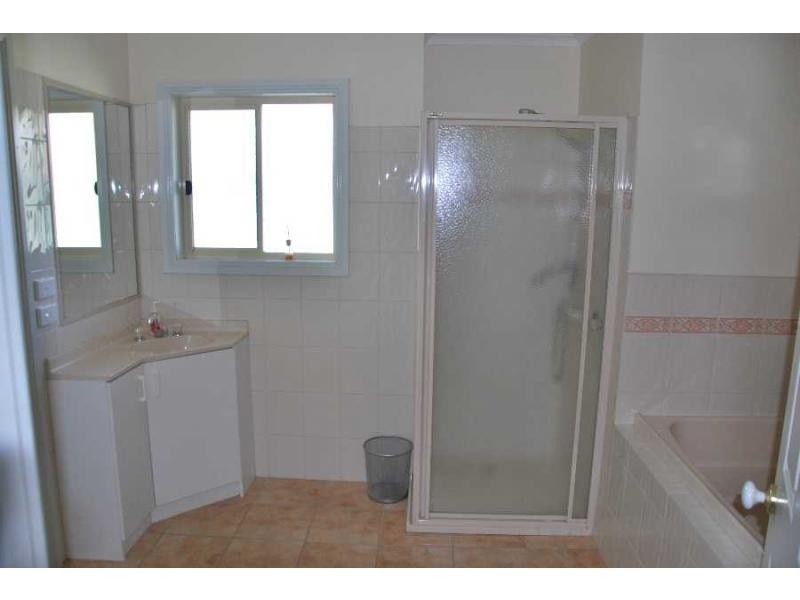 84 Vermont Street, Barooga NSW 3644