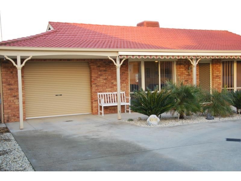 Unit 2/137 High Street, Cobram VIC 3644