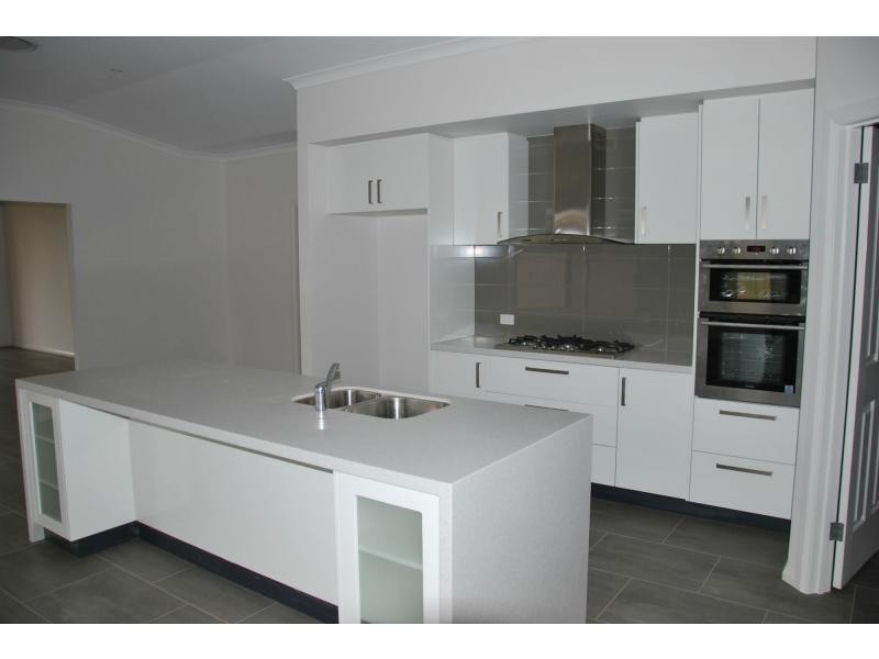 30 Apricot Circuit, Cobram VIC 3644