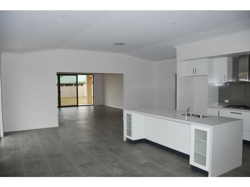 30 Apricot Circuit, Cobram VIC 3644