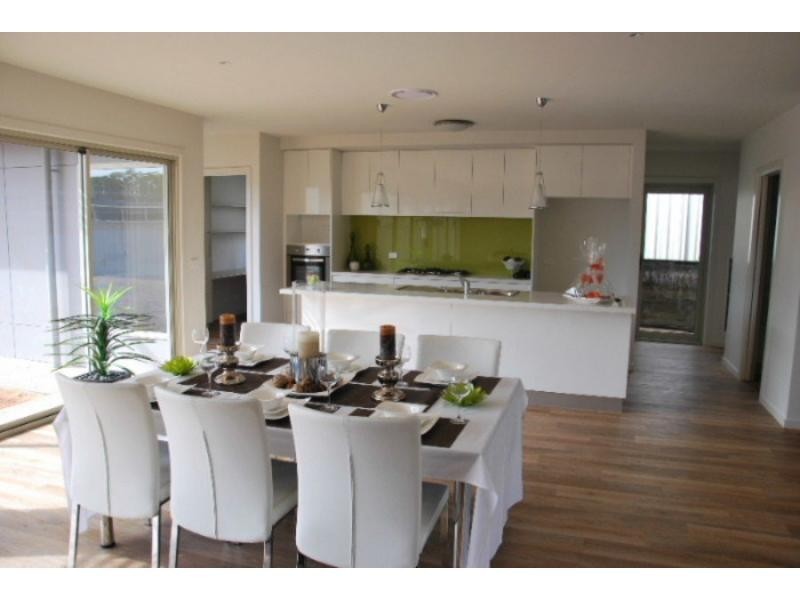 44 Lawson Drive, Barooga VIC 3644