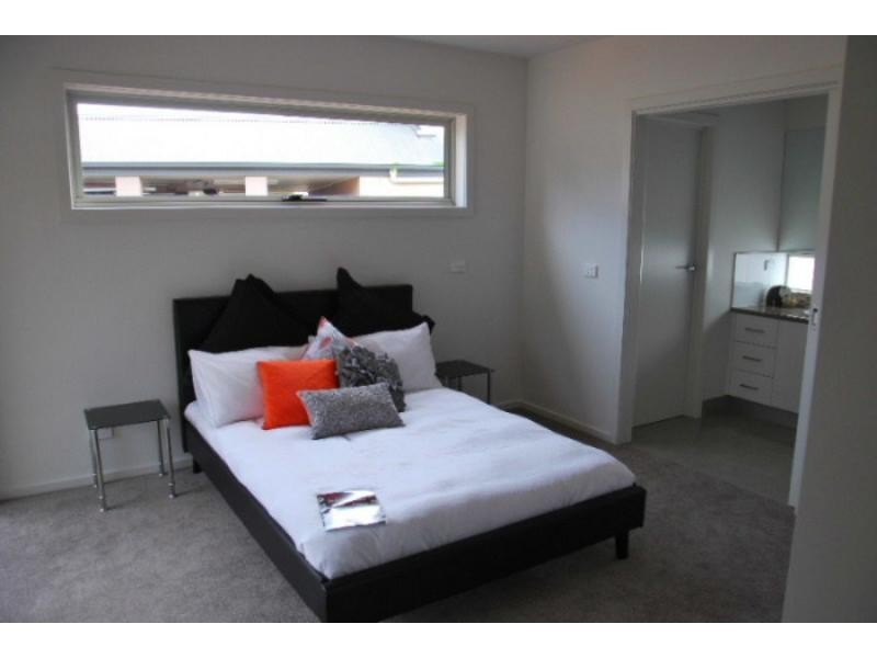 44 Lawson Drive, Barooga VIC 3644