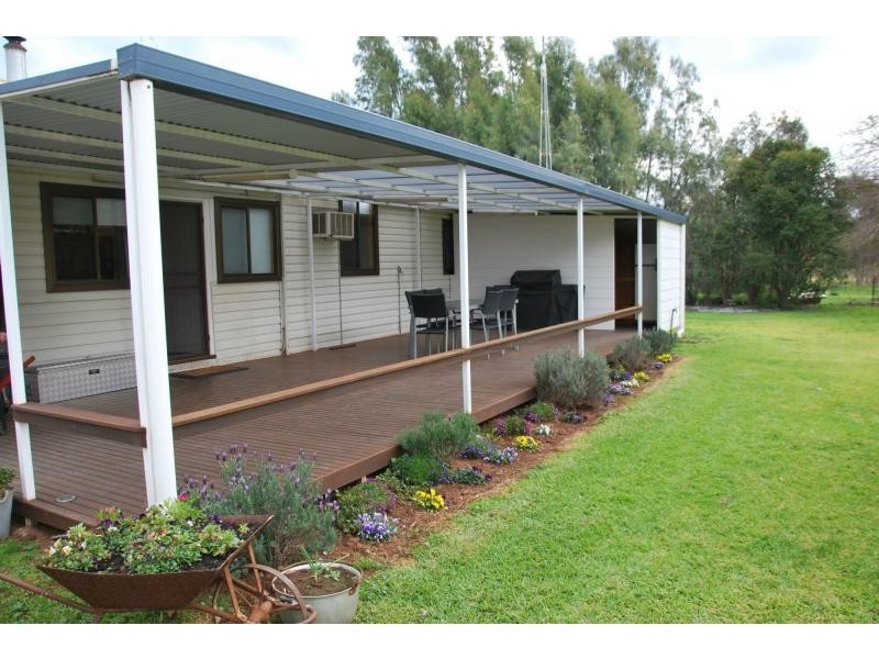 17-19 Wollamai Street, Finley NSW 2713