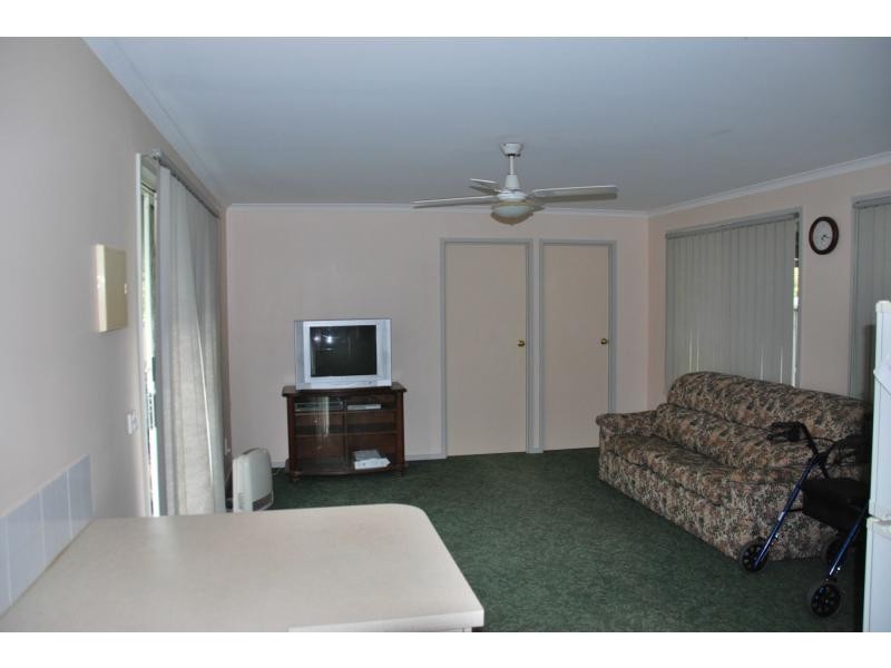 6 Oasis Drive, Oasis Village, Cobram VIC 3644