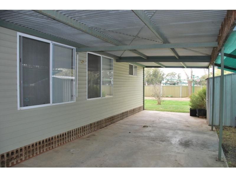 6 Oasis Drive, Oasis Village, Cobram VIC 3644