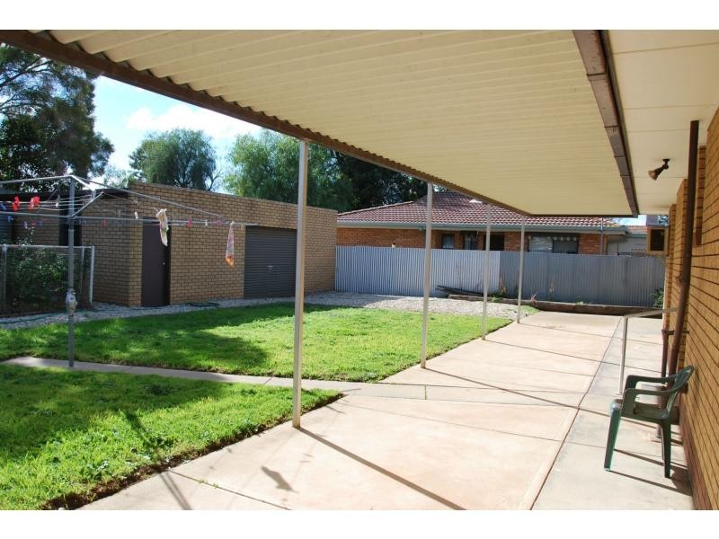 15 Toms Drive, Cobram VIC 3644