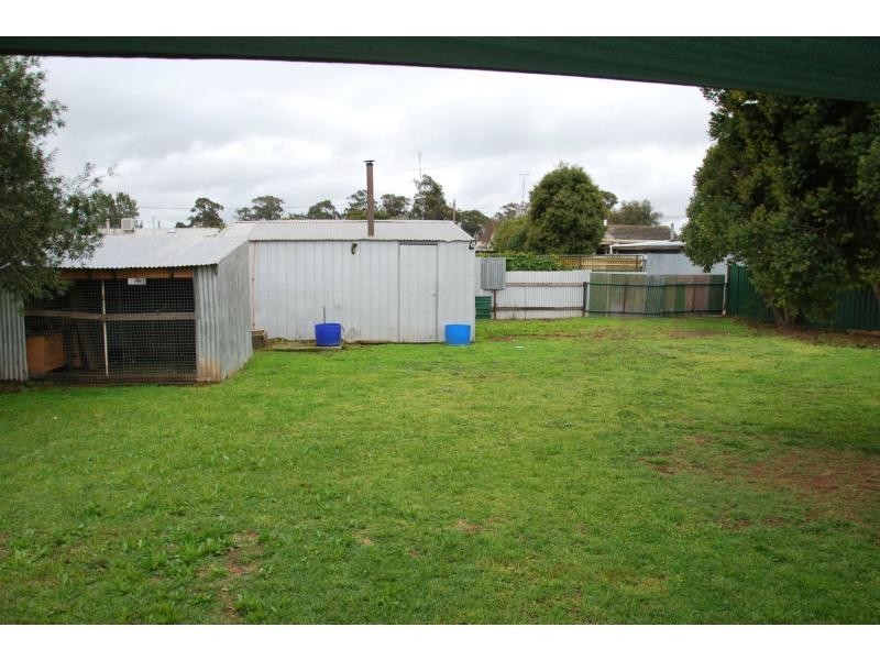 74 Hennessey Street, Tocumwal NSW 2714